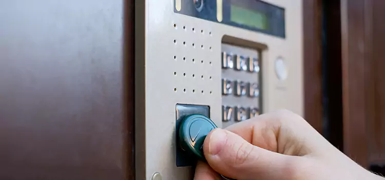 Enhanced Security Features Oak Bay