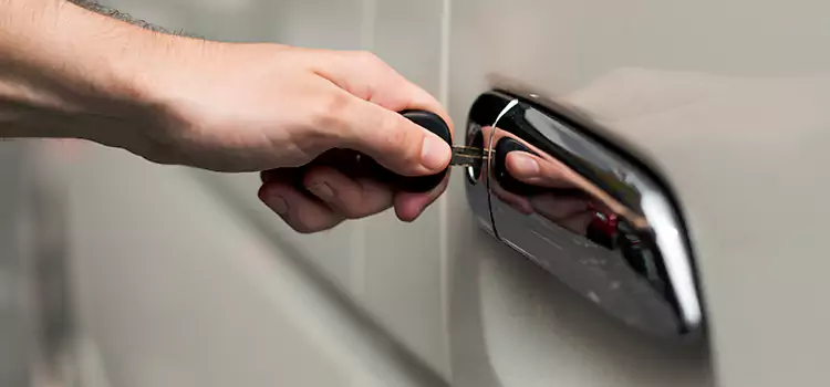 Why Choose Our Auto Locksmith Team in Oak Bay, BC?