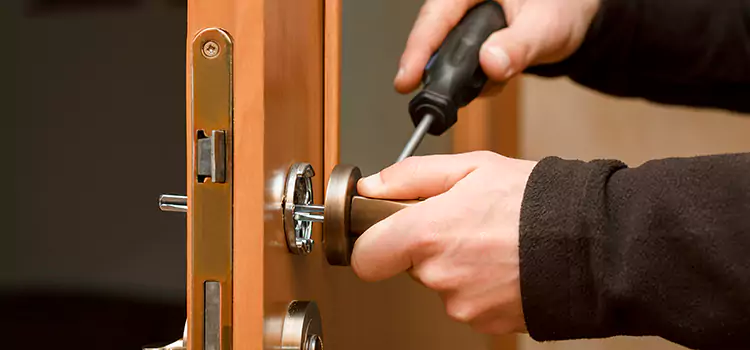 Semi Truck Locksmith Oak Bay