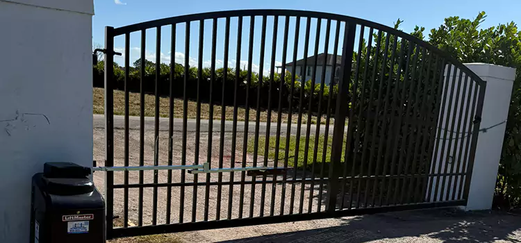 Driveway Fence Repair Oak Bay