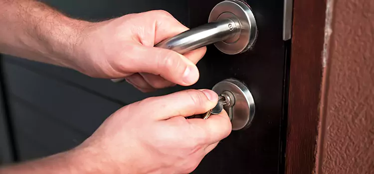 Door Closer Repair & Installation Oak Bay